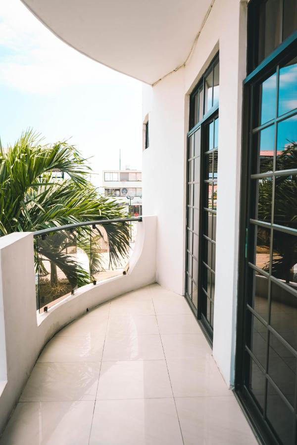Hotel Manta Beach Madrigal Exterior foto